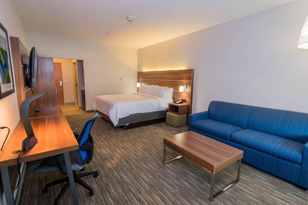 Holiday Inn Express & Suites Houston North I-45 Spring