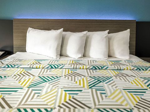 Motel 6 格林伍德，MS