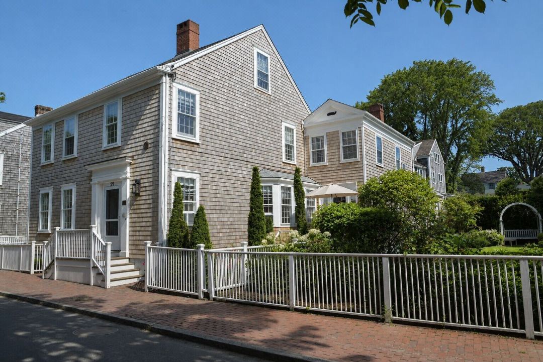 29 India House