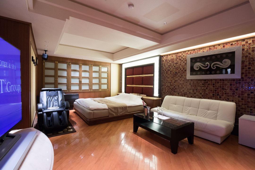 Hotel Perrier (Adult Only)