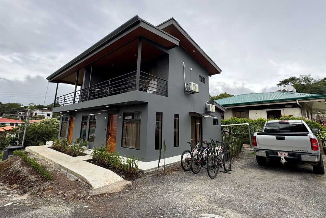 Monstera Apartments Monteverde