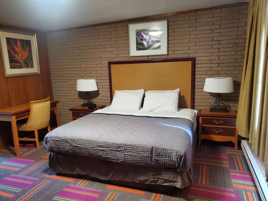 Thunder Bird Motel
