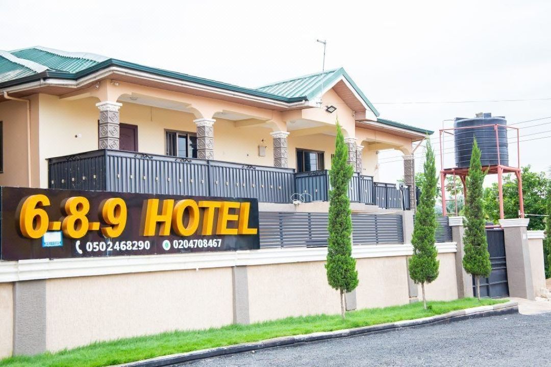 689 Hotel & Apartment