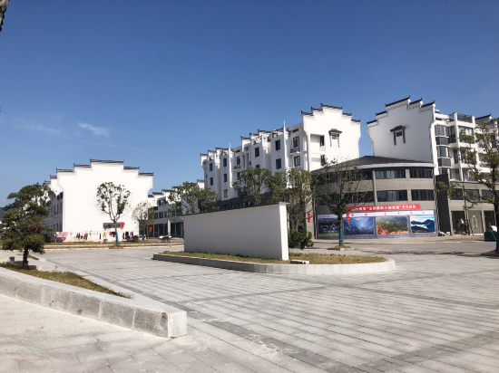 青阳天下粮仓大酒店