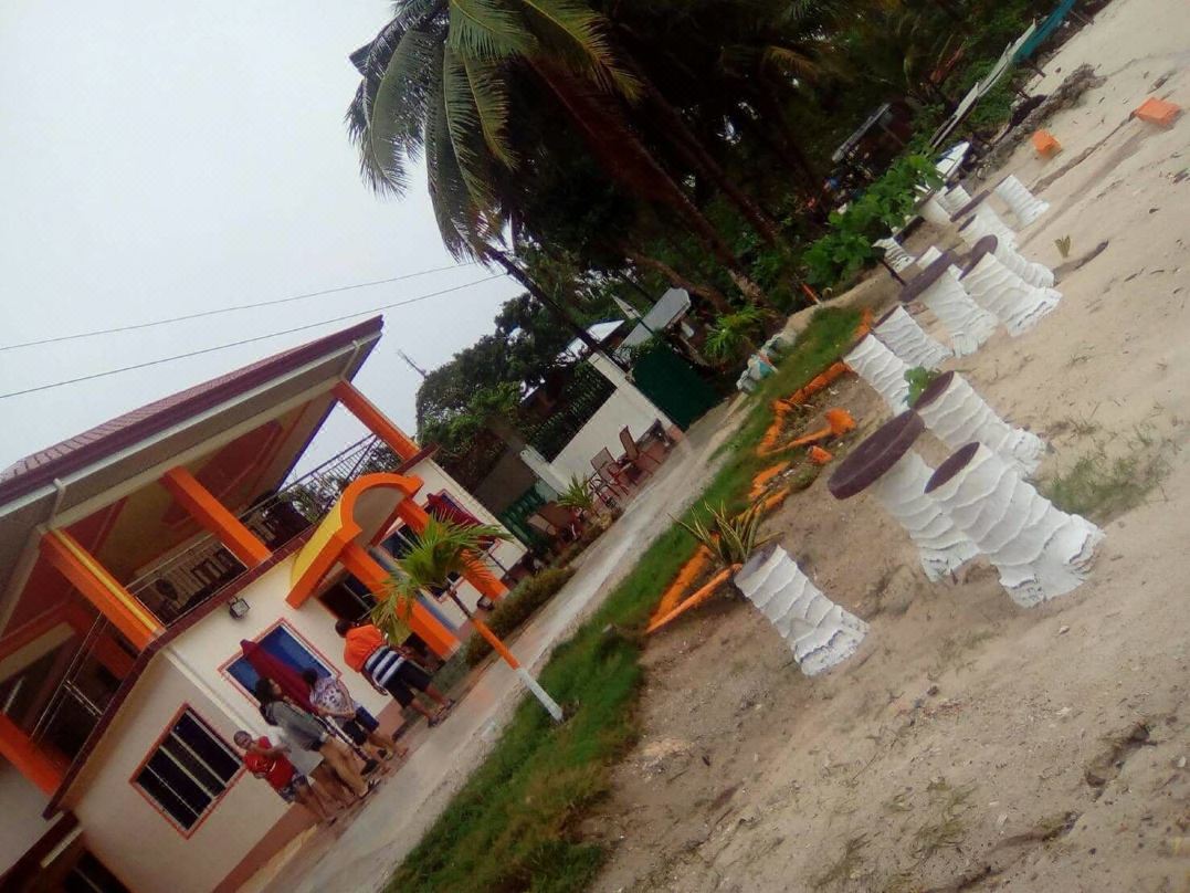 Aizawa Beach Resort