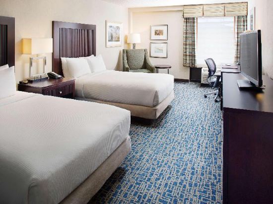 DoubleTree Hotel Baltimore - BWI Airport Room Type - 2 DOUBLE BEDS NONSMOKING