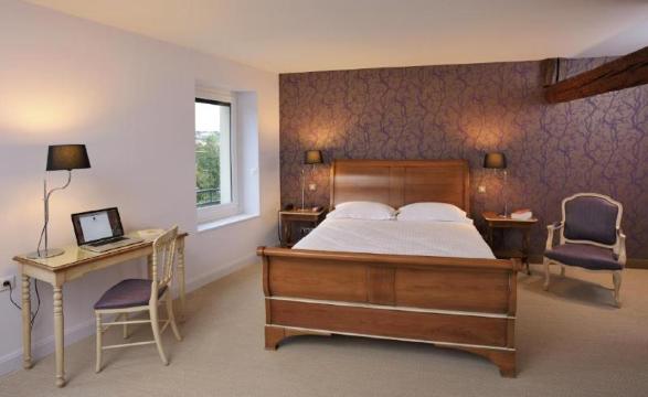 胡瑟特乐里杜福乐泽酒店-官方