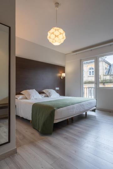 门德斯努涅斯酒店-官方