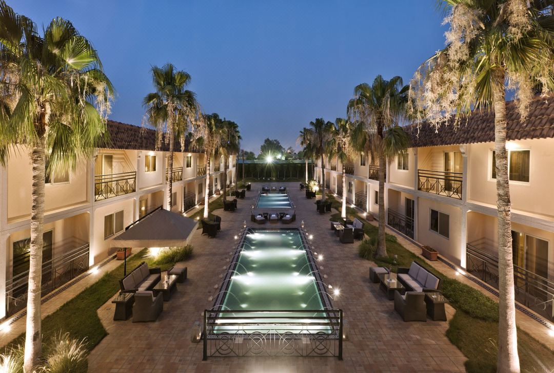 ฮอลิเดย์ อินน์ อัล คอบาร์ - คอร์นิช บาย IHG