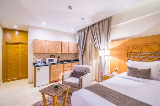 Al Muhaidb Al Malaz - Al Jamiah