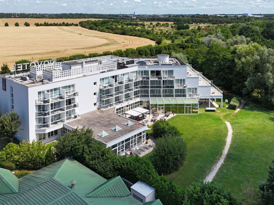 瑟纳特高尔夫绿色公园诺富特酒店-官方