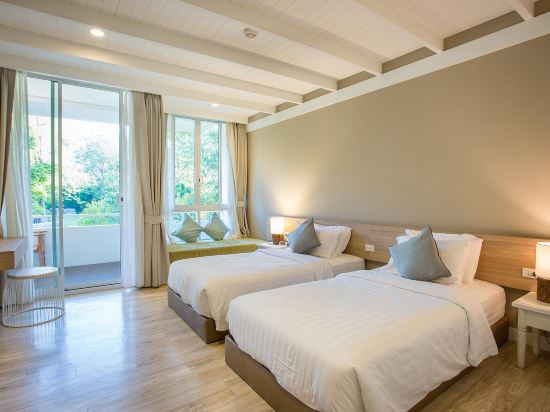 Prairie Hills Resort Room Type - Deluxe Twin Room