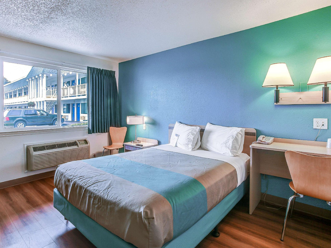 库斯贝酒店住宿-Motel 6 Coos Bay, OR