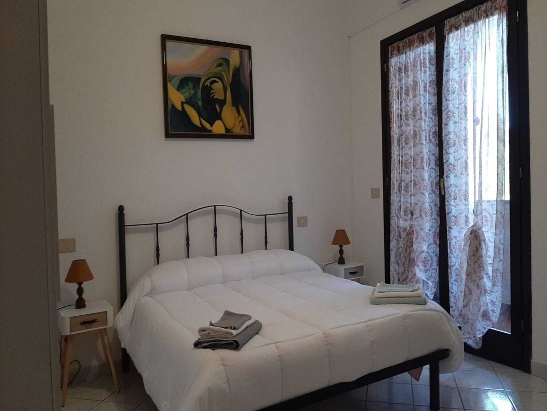 Olbia, Near Costa Smeralda Airport - Non-Smoking