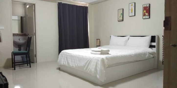 Racha Thewa酒店住宿-The Suvarnabhumi Apartment