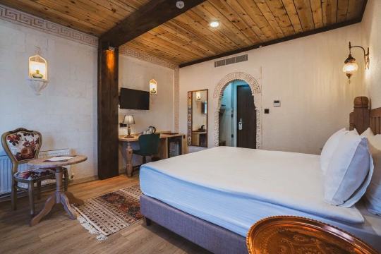 雷马尔马丁酒店-官方