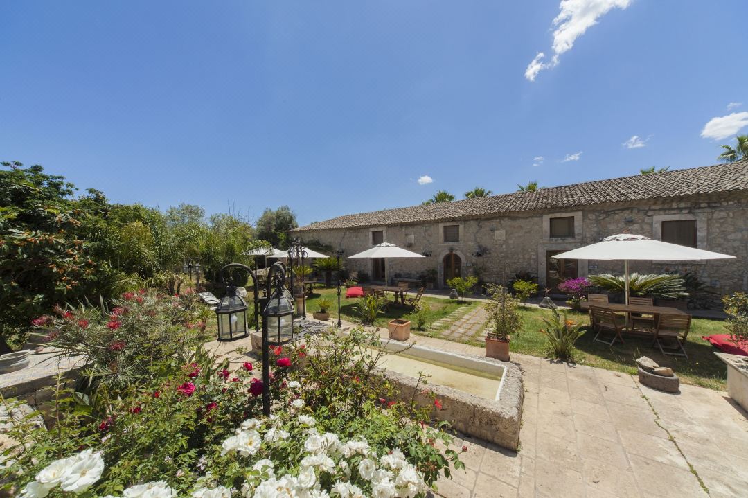 Villa Dei Papiri Fonte Ciane