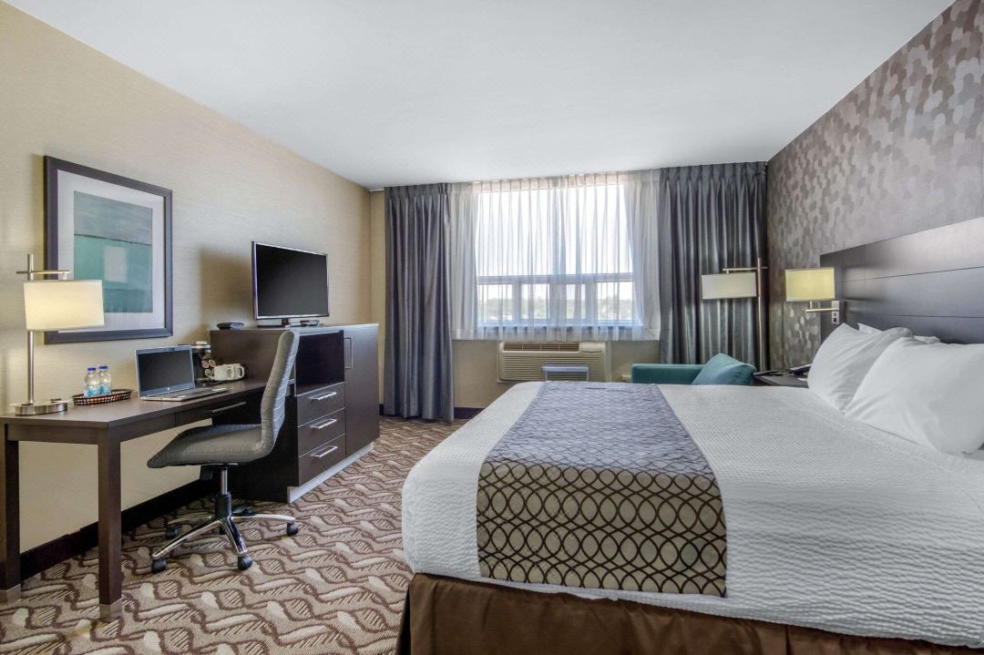 Clarion Hotel