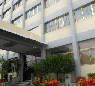 坤斯雷特拉斯酒店