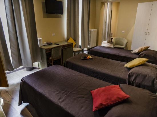 Hotel Moderno Room Type - Triple Room