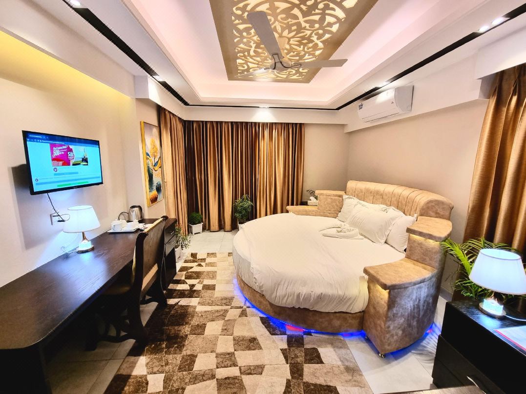 Xpressmall Hotel Near Dhaka Airport