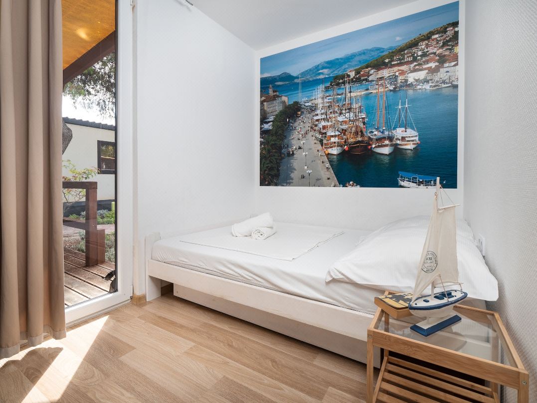 薩爾瓦克羅地亞家園阿曼德里亞公園特羅吉爾