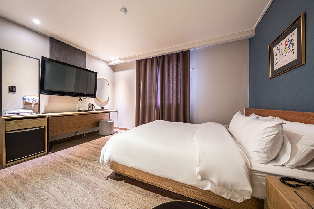 Gangseo (Gimpo Airport) Pacific Hotel