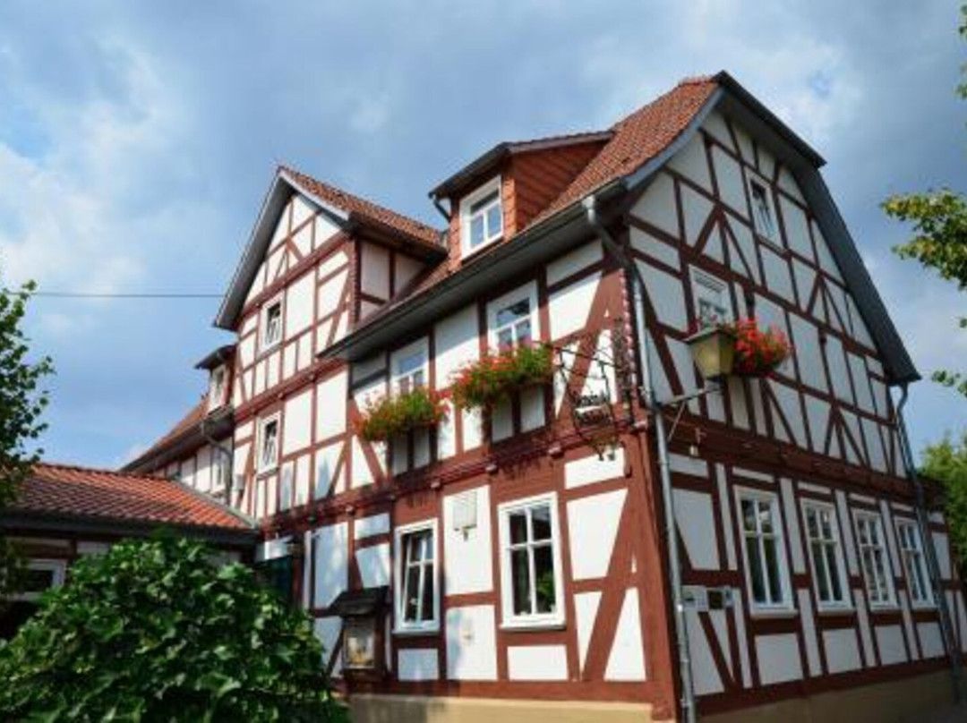 Heyerode酒店住宿-Landhotel Gemeindeschaenke