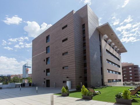 Retamar酒店住宿-户撒格兰法玛酒店