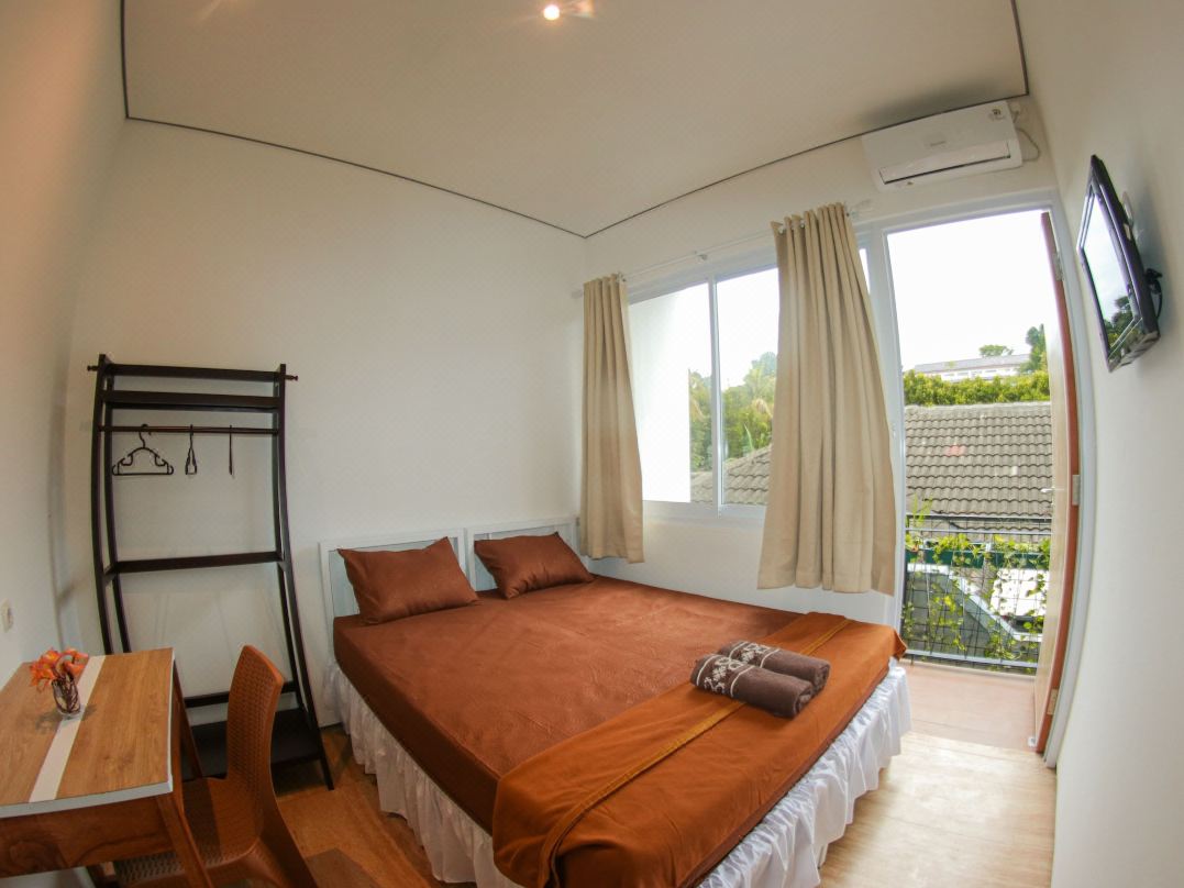 Rion Hostel Bogor (perlu bukti nikah)