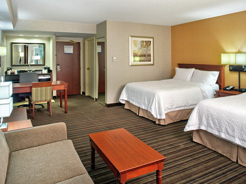米西索加酒店住宿-Hampton Inn & Suites by Hilton Toronto Airport