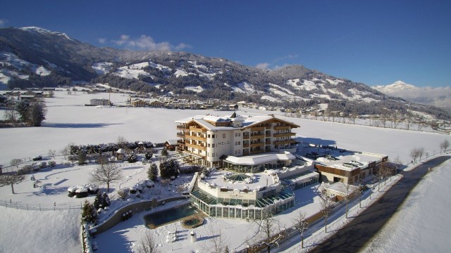 体育与健康英雄酒店- 举行KG酒店-官方