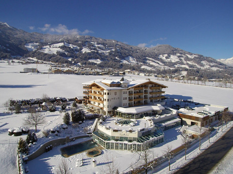 富根酒店住宿-体育与健康英雄酒店- 举行KG酒店