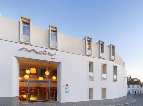 埃武拉酒店住宿-Moov Hotel Evora
