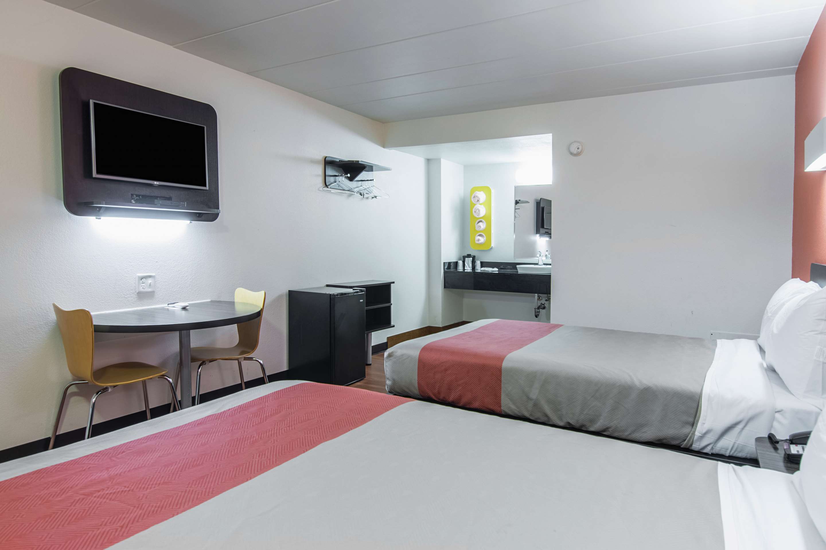 格拉斯波罗罗文大学6号汽车旅馆-官方