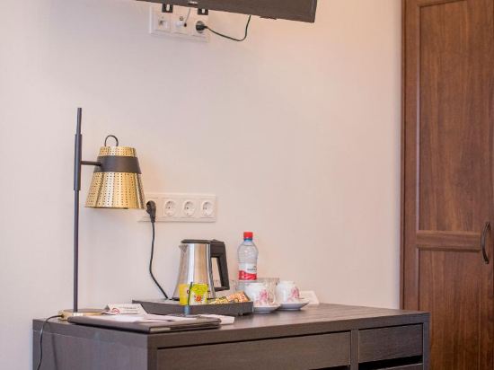 Gutenbergs Hotel Room Type - Business Double Room