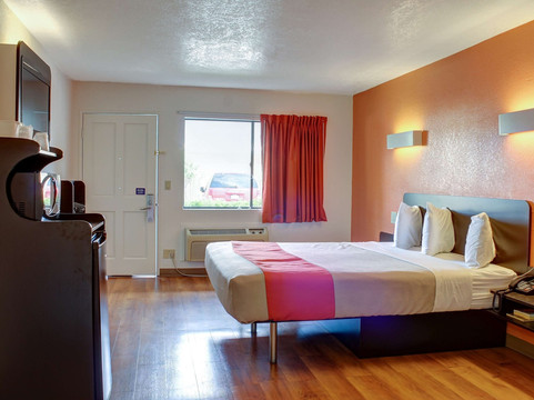 毕晓普酒店住宿-Motel 6 Bishop