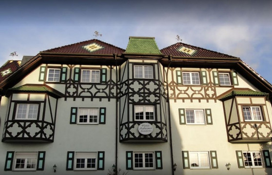 Trebur酒店住宿-Astheimer Schlösschen