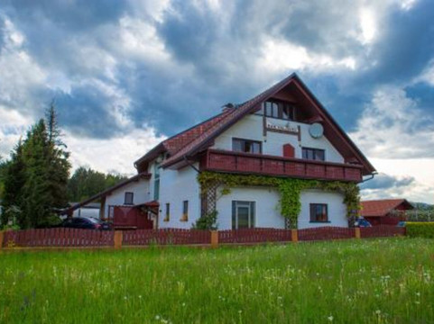 Kranj酒店住宿-Prenocisca Valjavec