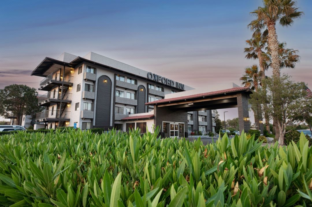 Oxnard Inn Lancaster