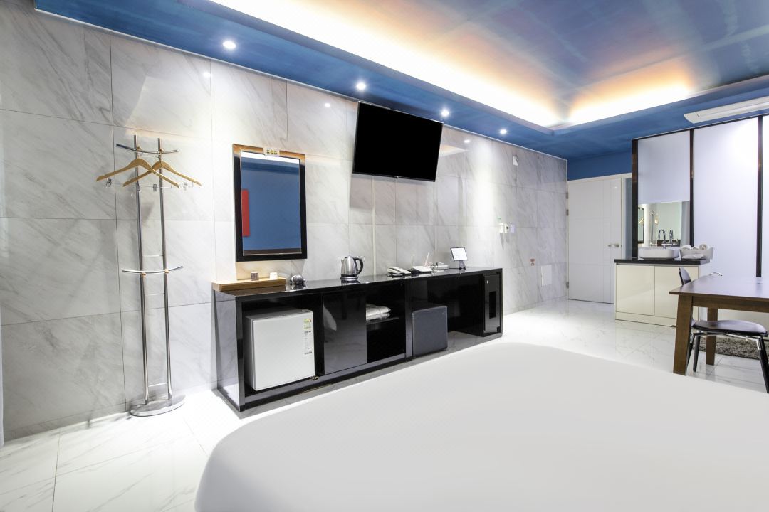 仁川五角星酒店