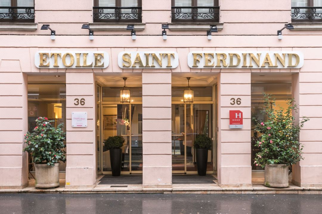 Hotel Etoile Saint Ferdinand by Happyculture