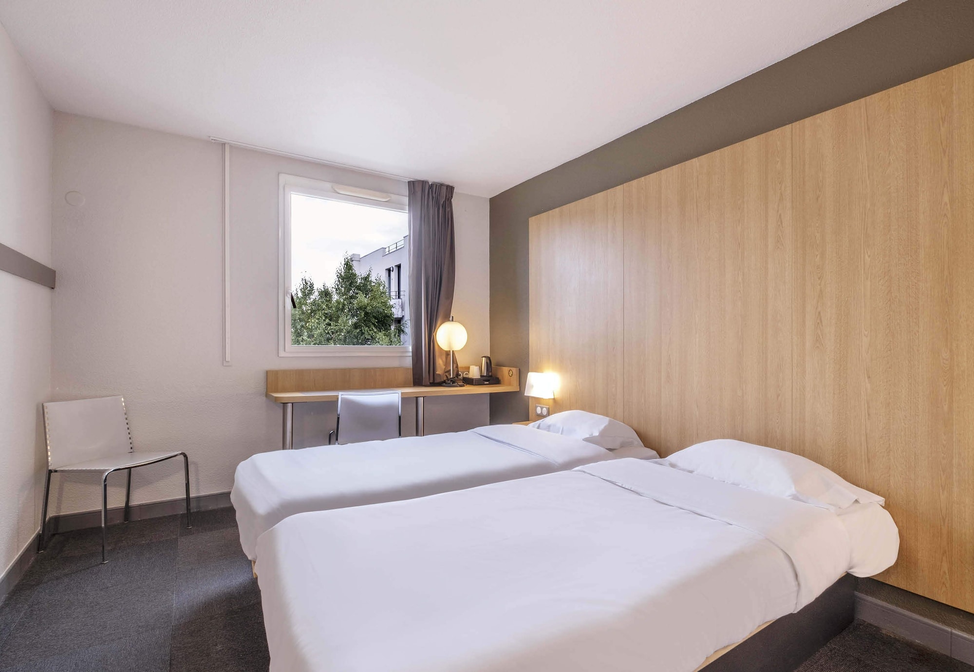 B&B HOTEL 拉罗歇尔中心酒店-官方