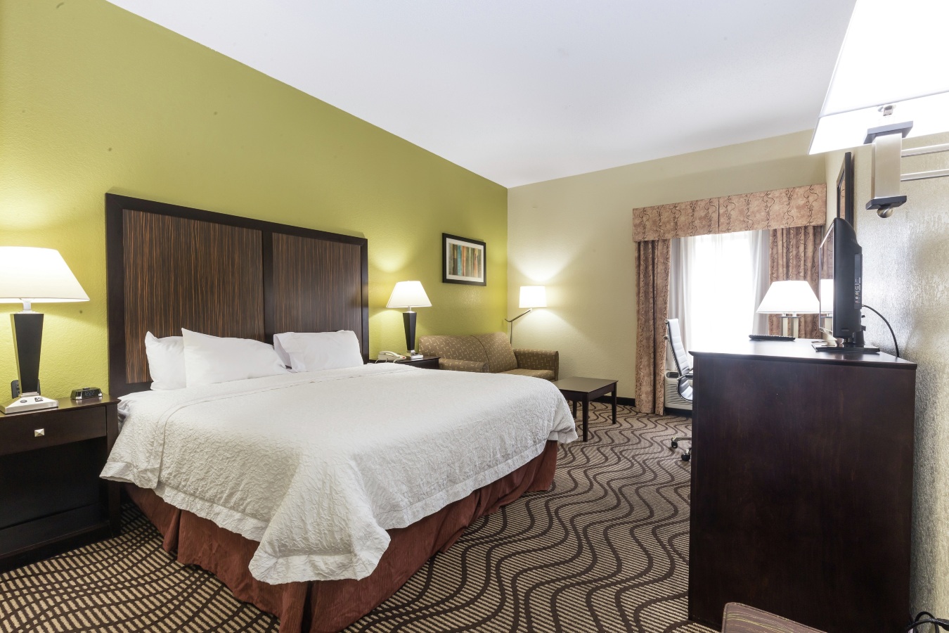 希尔顿欢朋酒店-克尔维尔-官方