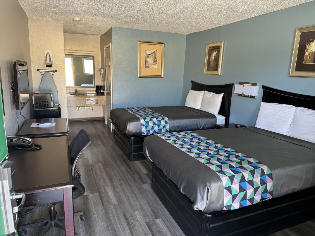 Kansas Inn