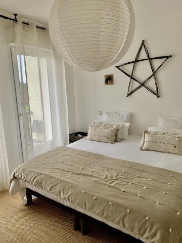 利科尔内酒店-官方