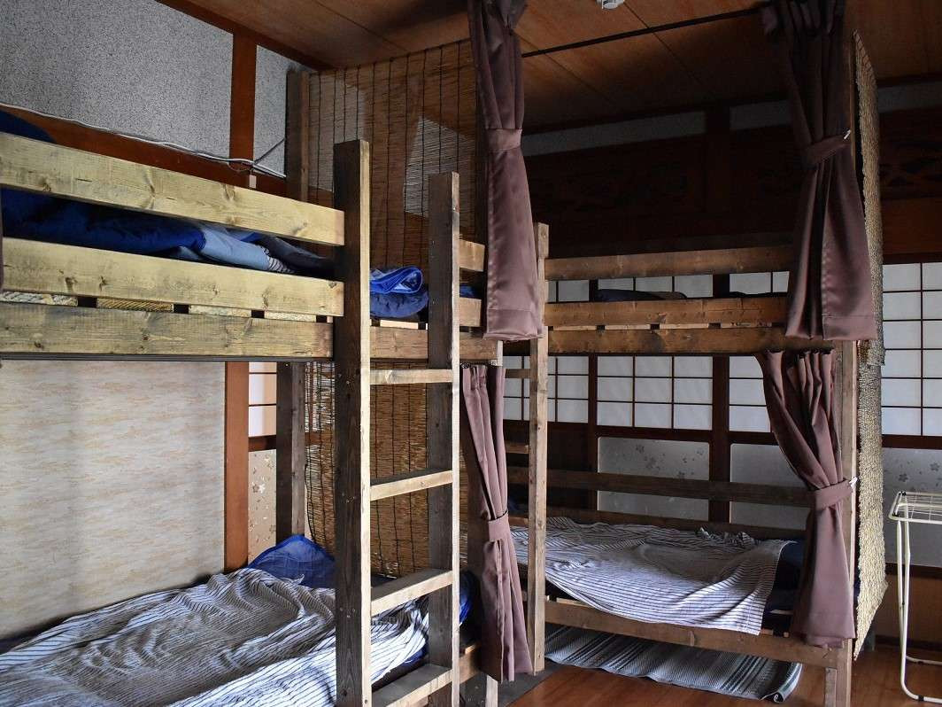 手广海滩背包客旅馆