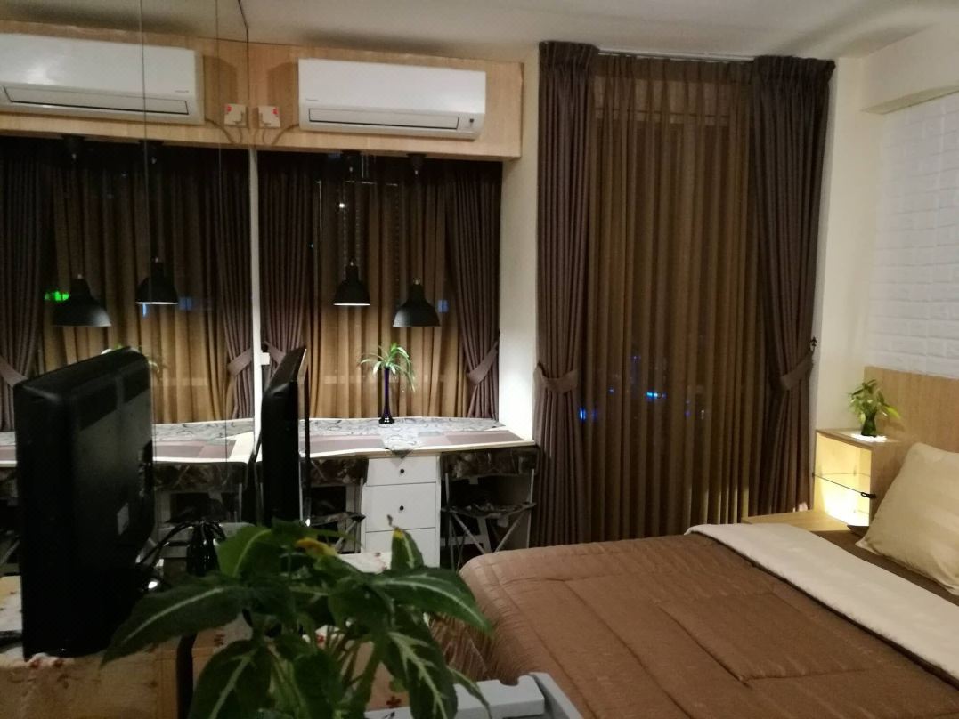 Pleasant Tifolia Studio Cozy Room in Kelapa Gading