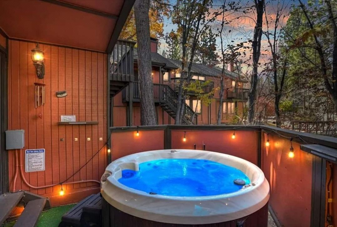 Hot Tub Walk 2 Summit Massage Chair BBQ