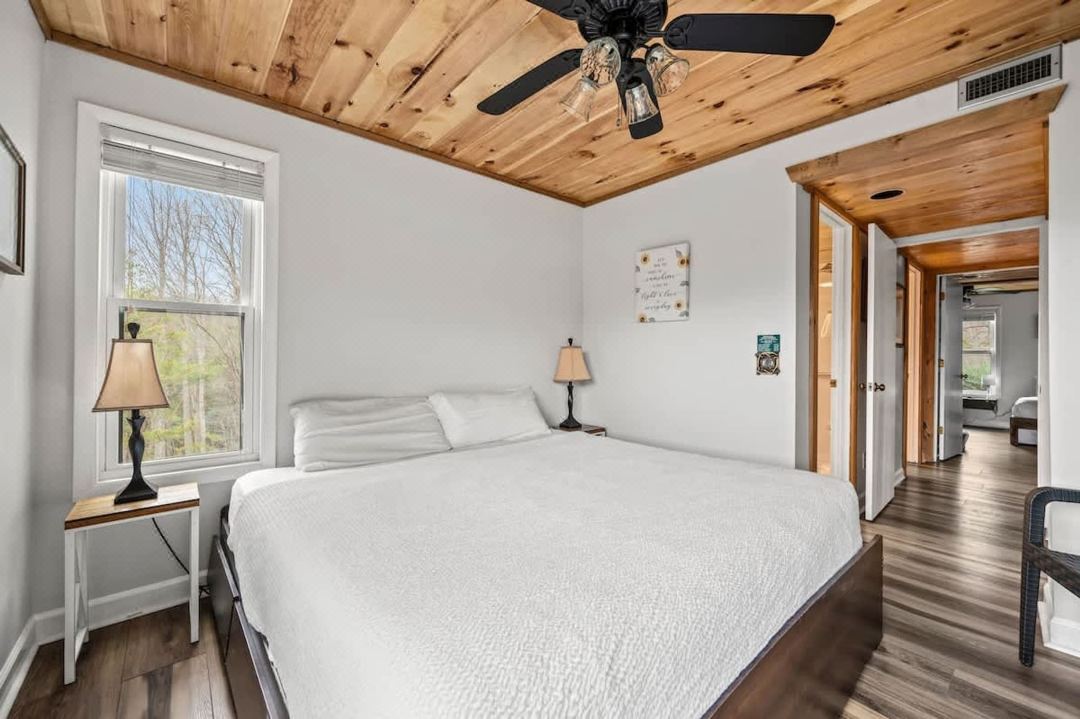 Indoor Pool Sleeps 7 Mountain Views Playground
